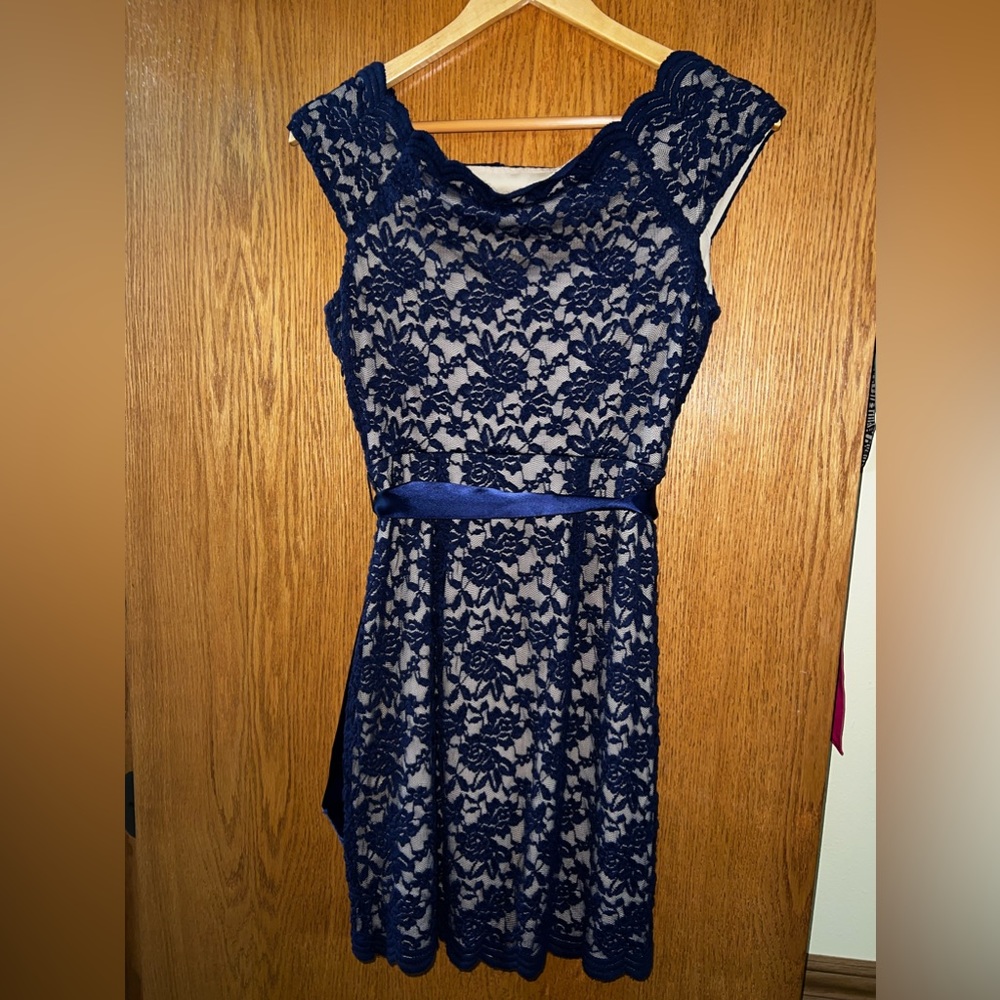 Dressbarn classic Mid thigh Dress with sexy blue lace overlay.